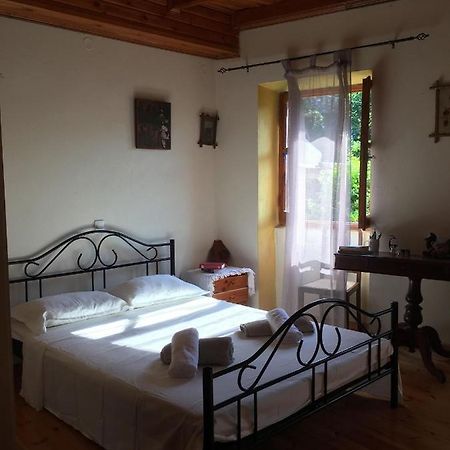 Country Traditional House In Corfu Village, Greece Sinarádes Exterior photo